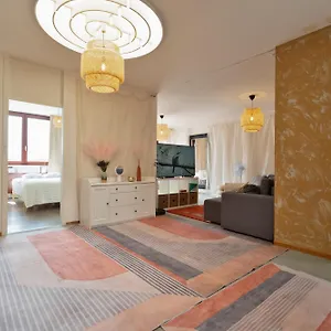 Penthouse Rooftop Loft, 190sq, Panorama View, 1min To Main Station- 5min To Basel
